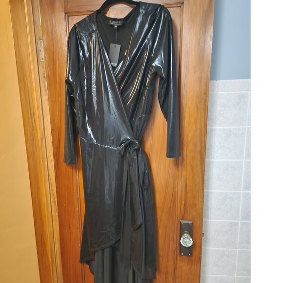 NWT Eloquii Metallic Maxi Wrap Dress sz 18 - Picture 3 of 5